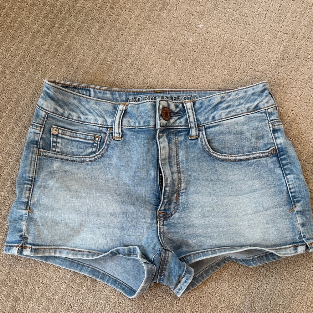 American Eagle Outfitters Women's Faded Blue Jean Shorts